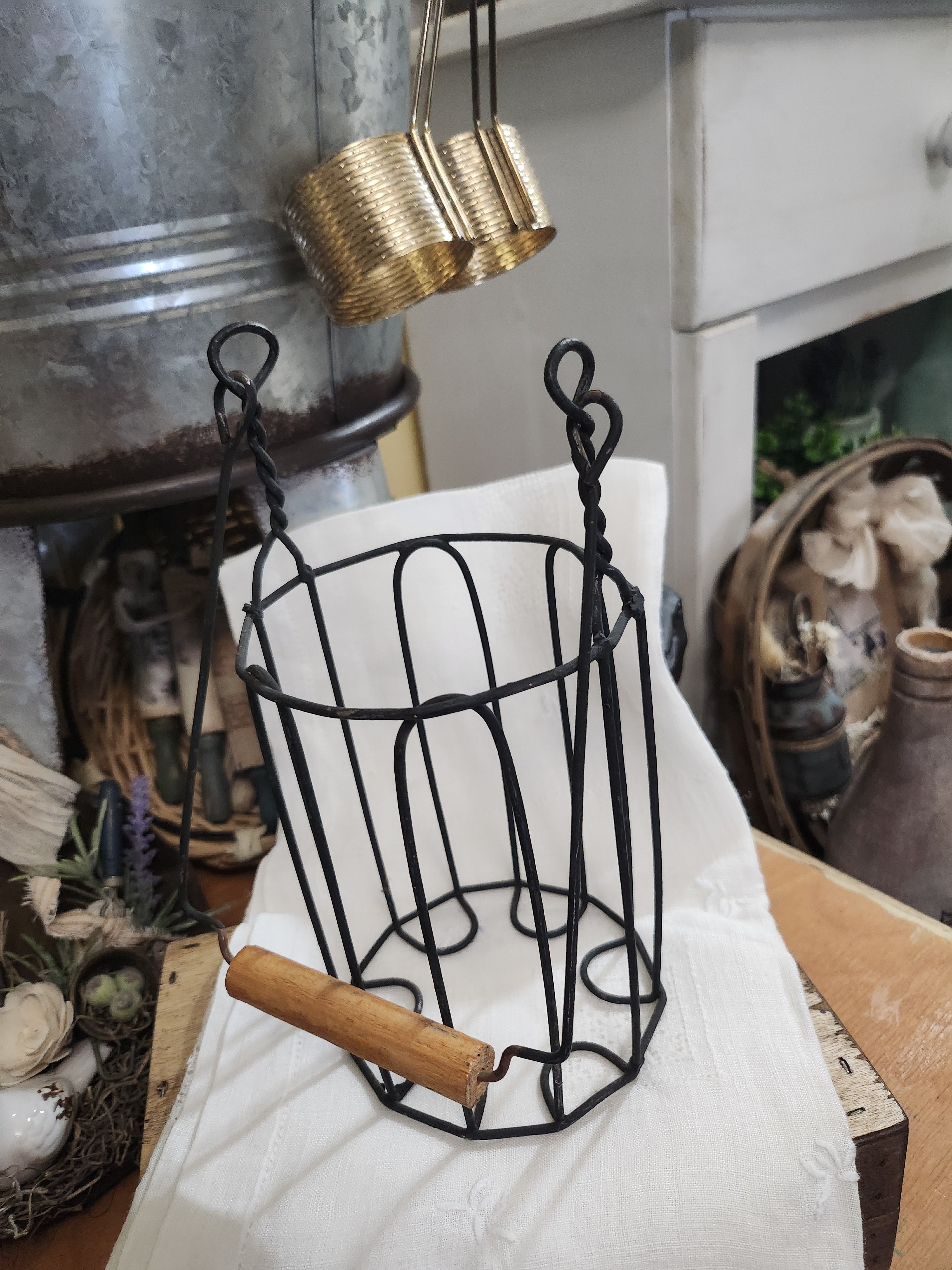 Wire Jar Basket